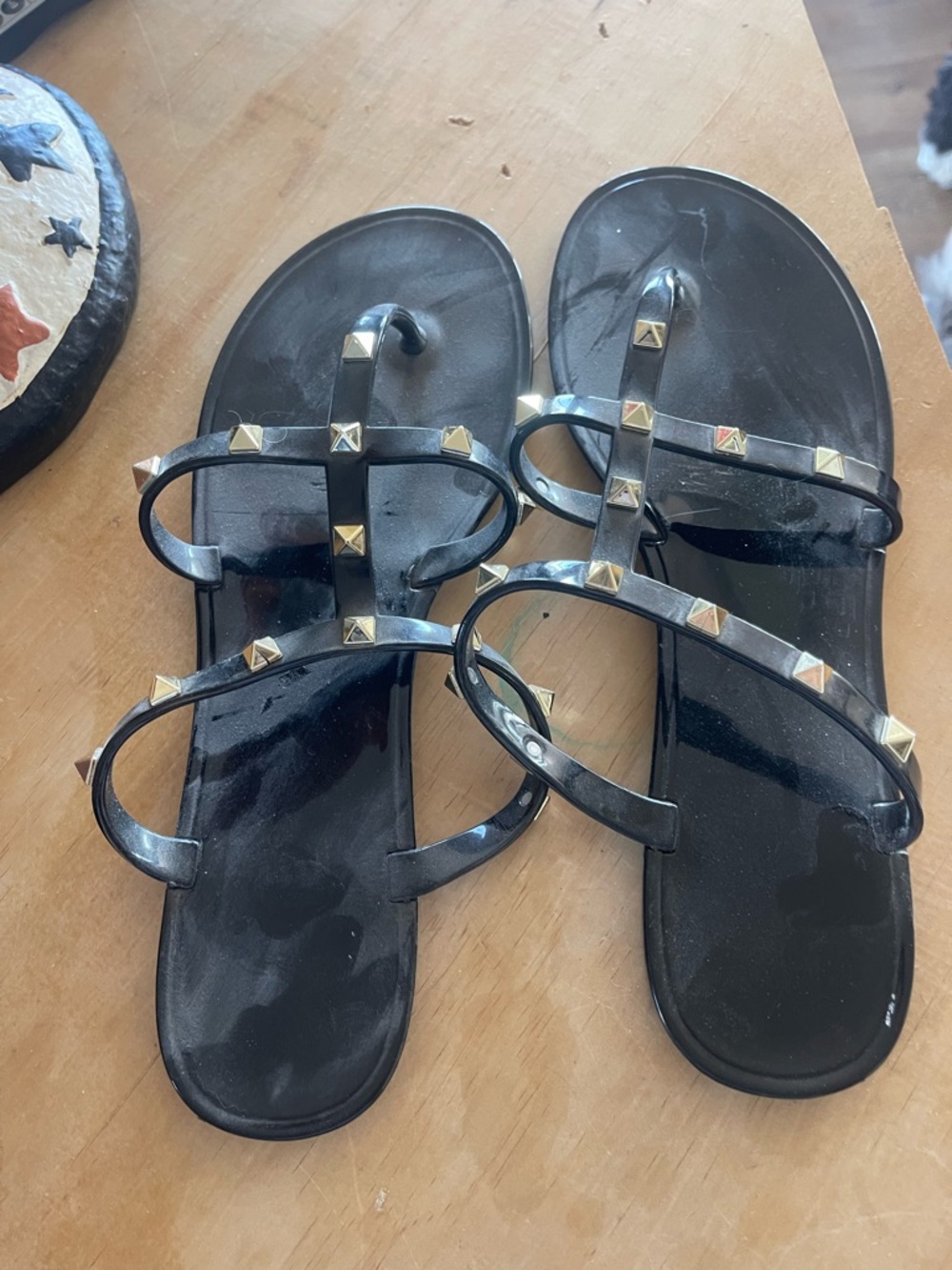 Gianni Bini Black T-Strap Studded Jelly Sandals